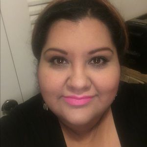 Meet your Posher, Luisa